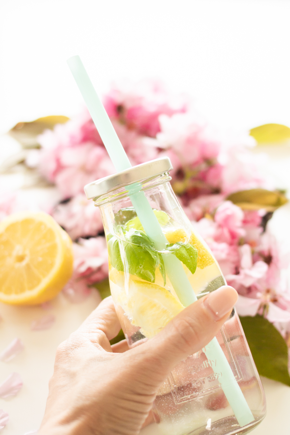 他讲着绝伦的美   叶芝