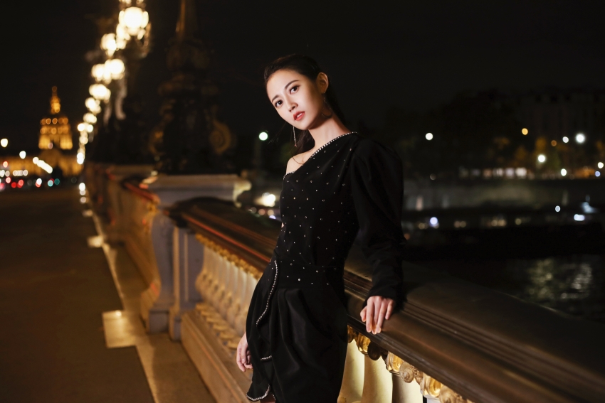 落叶之地  于坚